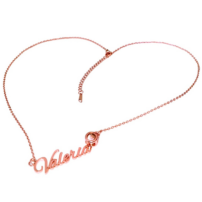 Collar con nombre y foto personalizable.